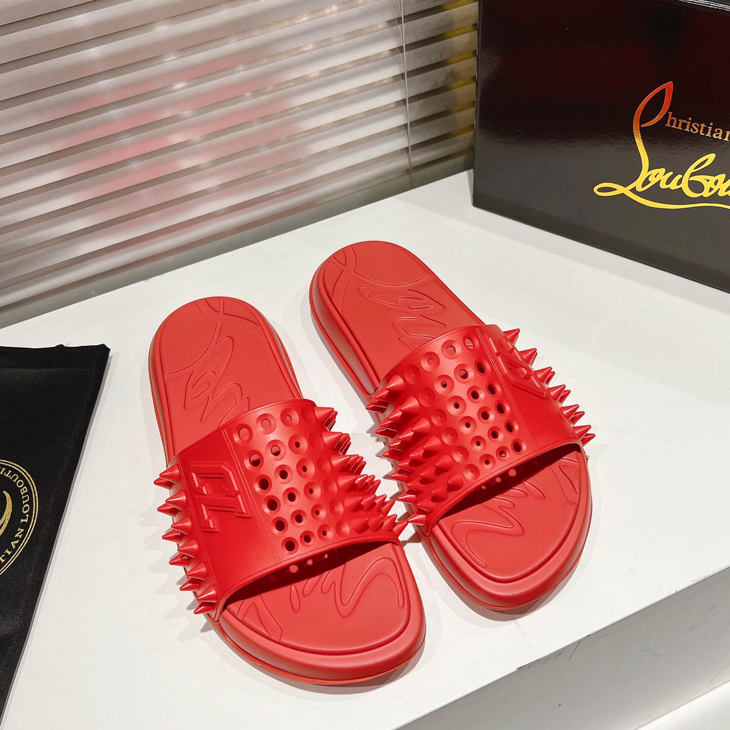 Christian Louboutin Take It Easy Sandals - DesignerGu