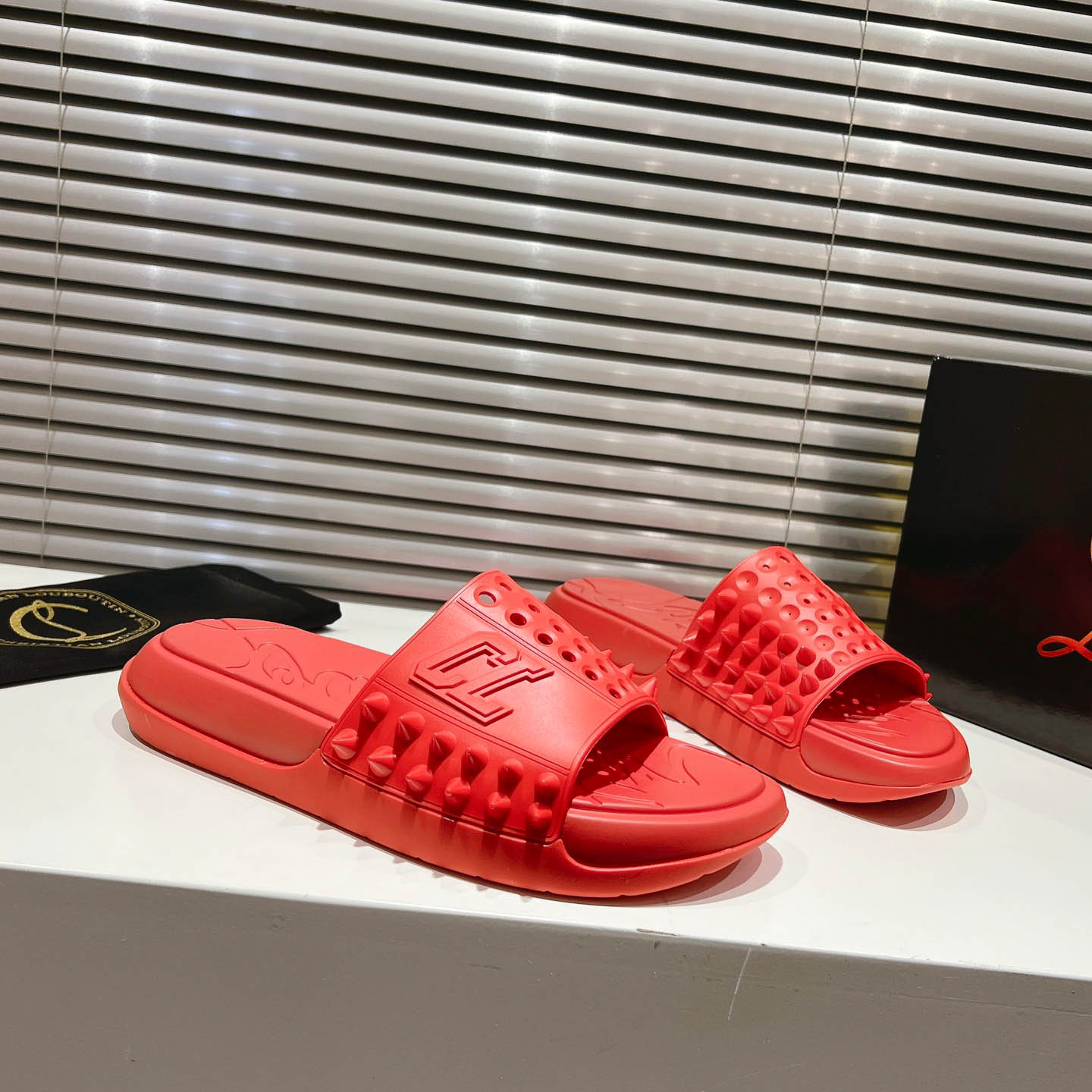 Christian Louboutin Take It Easy Sandals - DesignerGu