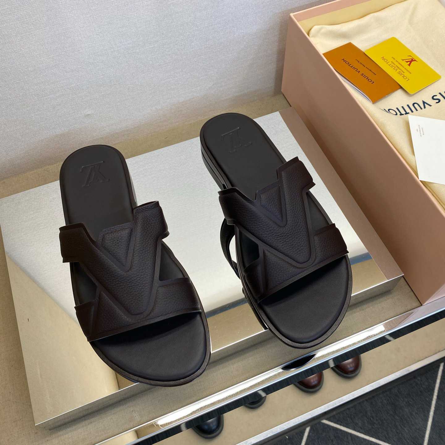 Louis Vuitton LV Oasis Mule    - DesignerGu