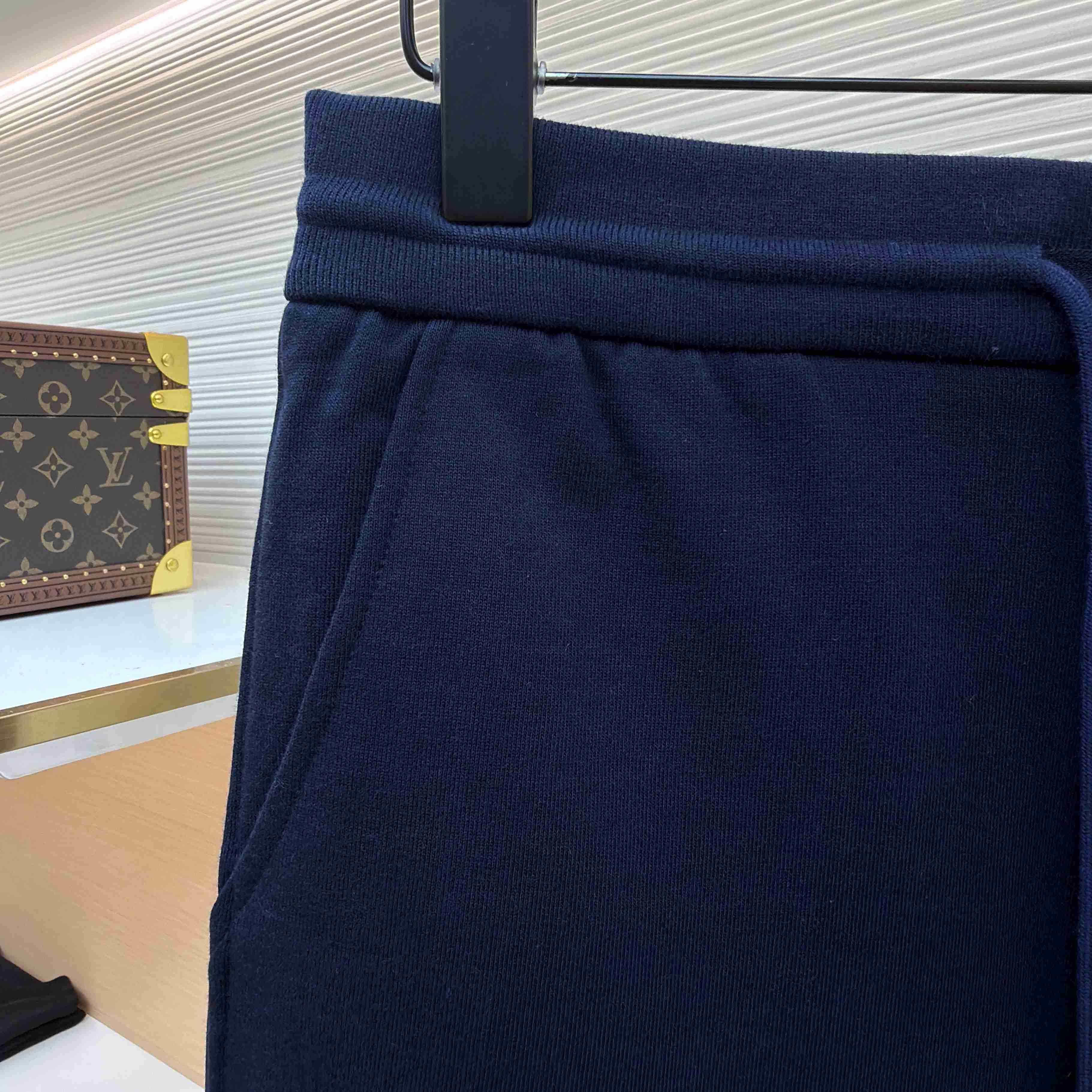 Thom Browne Classic Loopback 4-Bar Sweat Shorts - DesignerGu