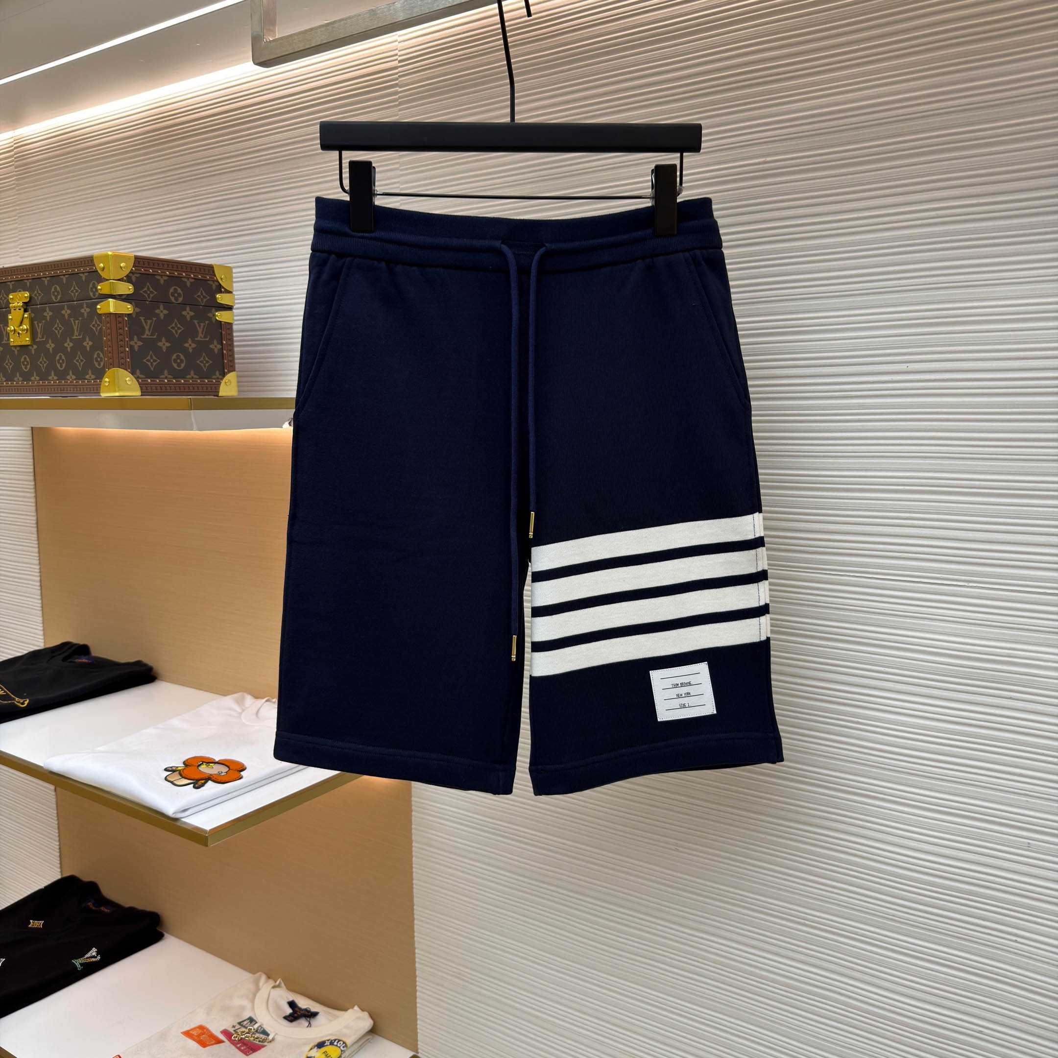 Thom Browne Classic Loopback 4-Bar Sweat Shorts - DesignerGu
