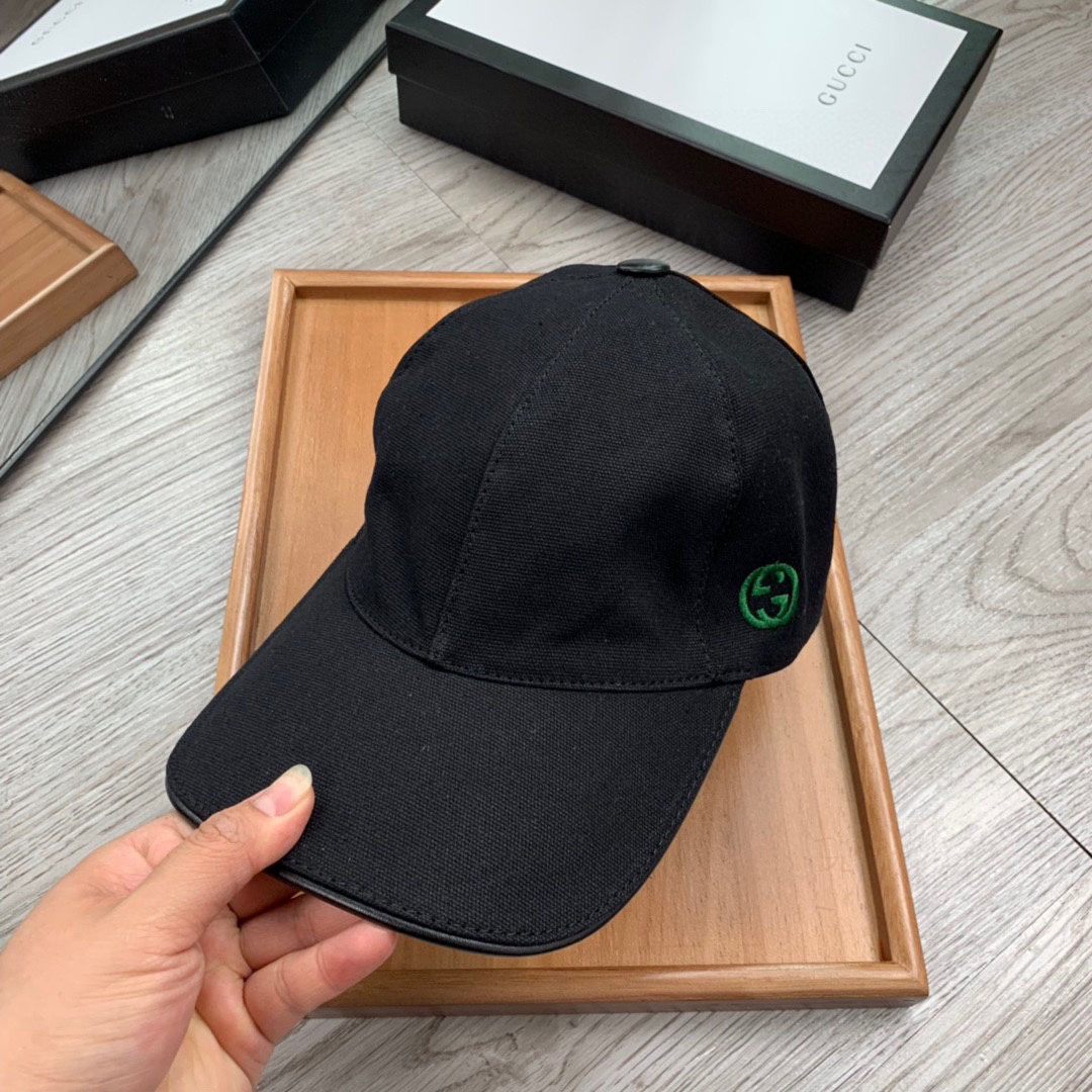 Gucci GG Baseball Hat In Black - DesignerGu