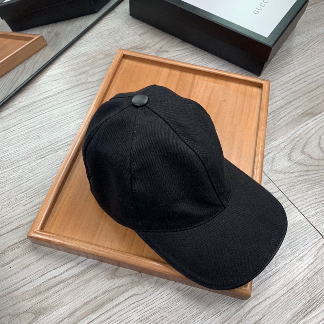 Gucci GG Baseball Hat In Black - DesignerGu