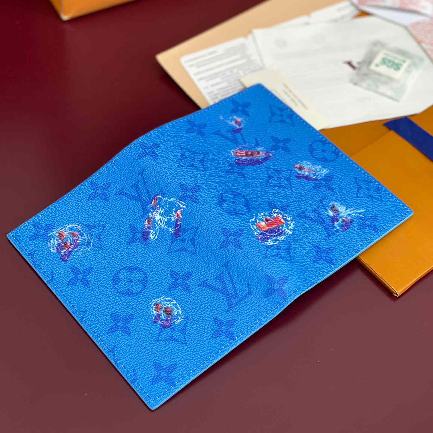 Louis Vuitton Passport Cover M14876 - DesignerGu