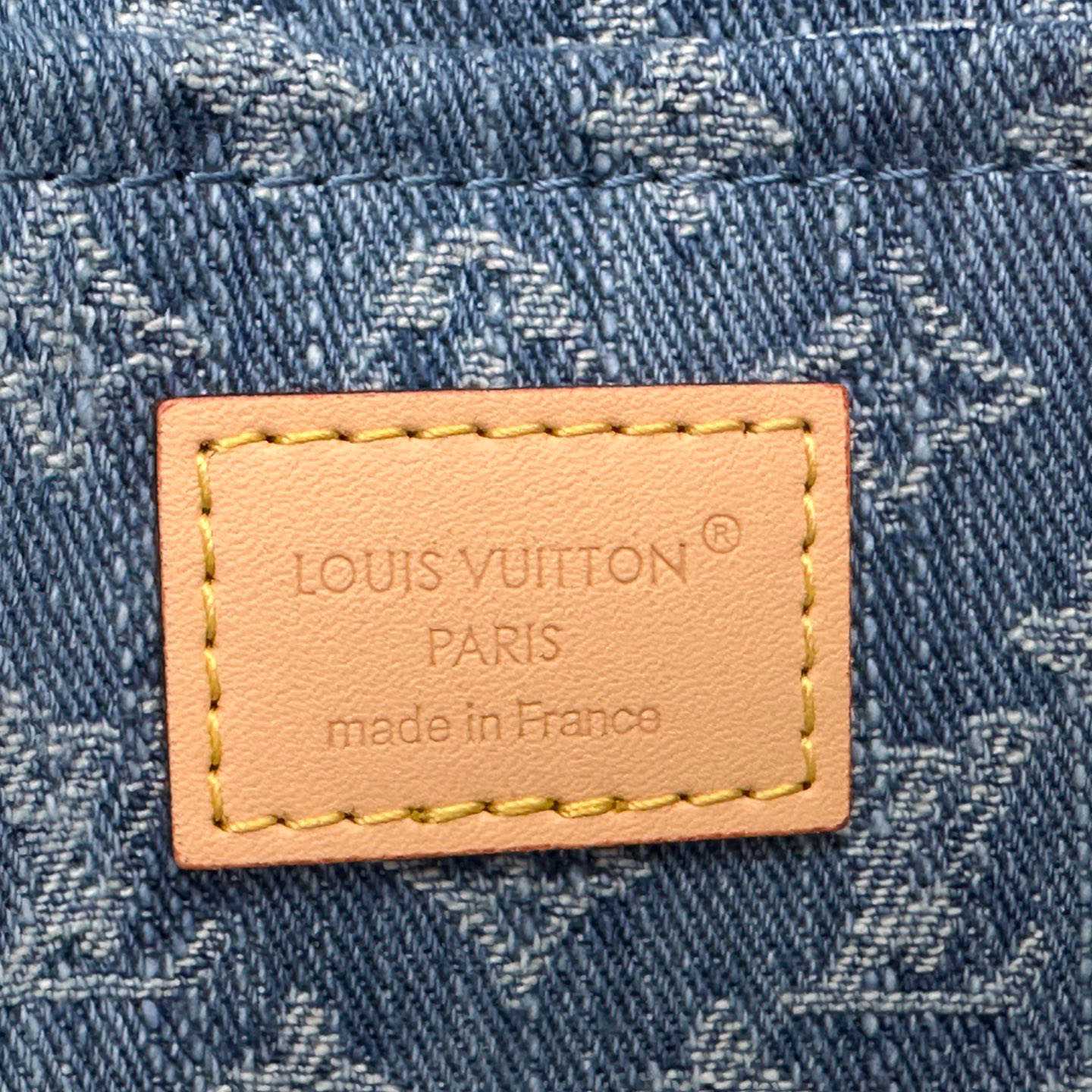 Louis Vuitton Nano Diane   M27700 - DesignerGu