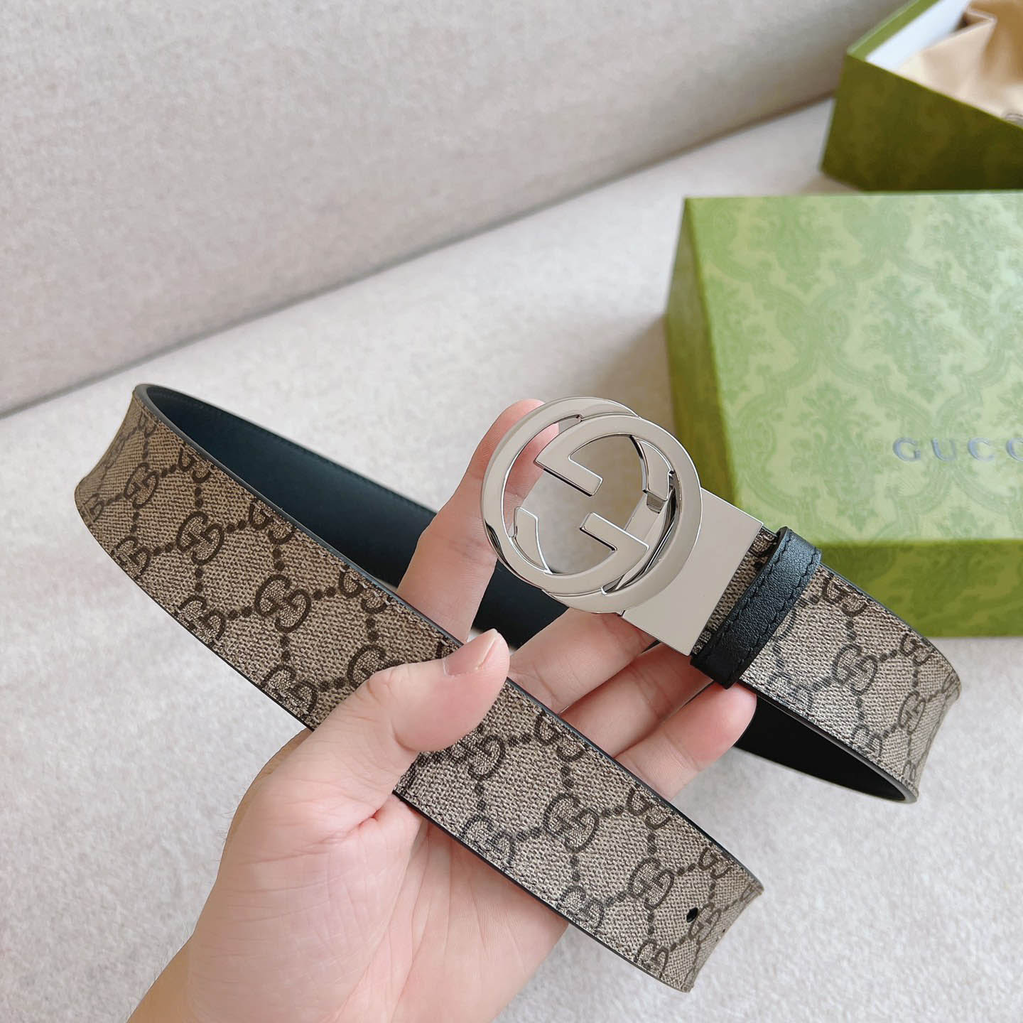 Gucci  Reversible Belt With Interlocking G Buckle - DesignerGu