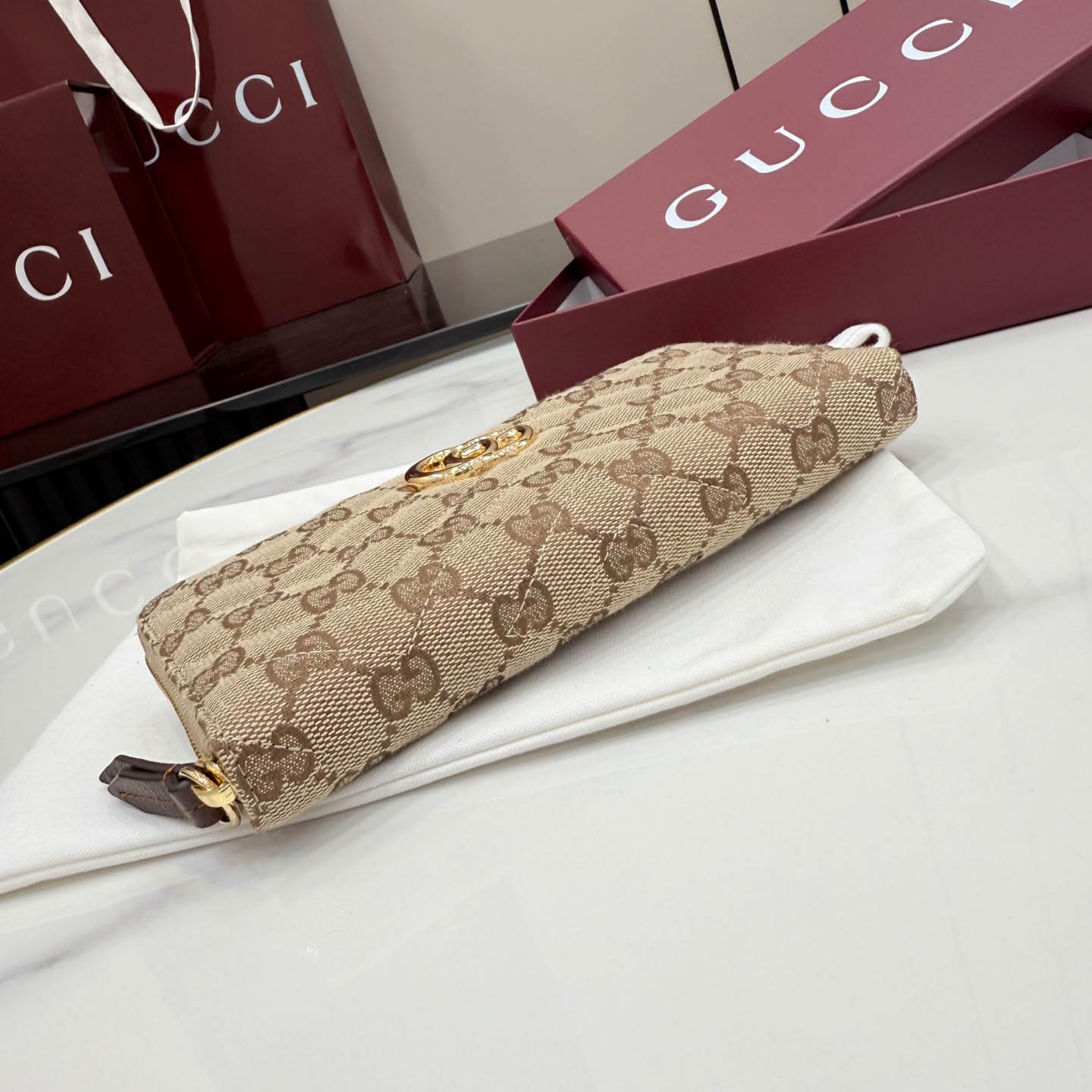 Gucci GG Marmont Zip Around Wallet - DesignerGu