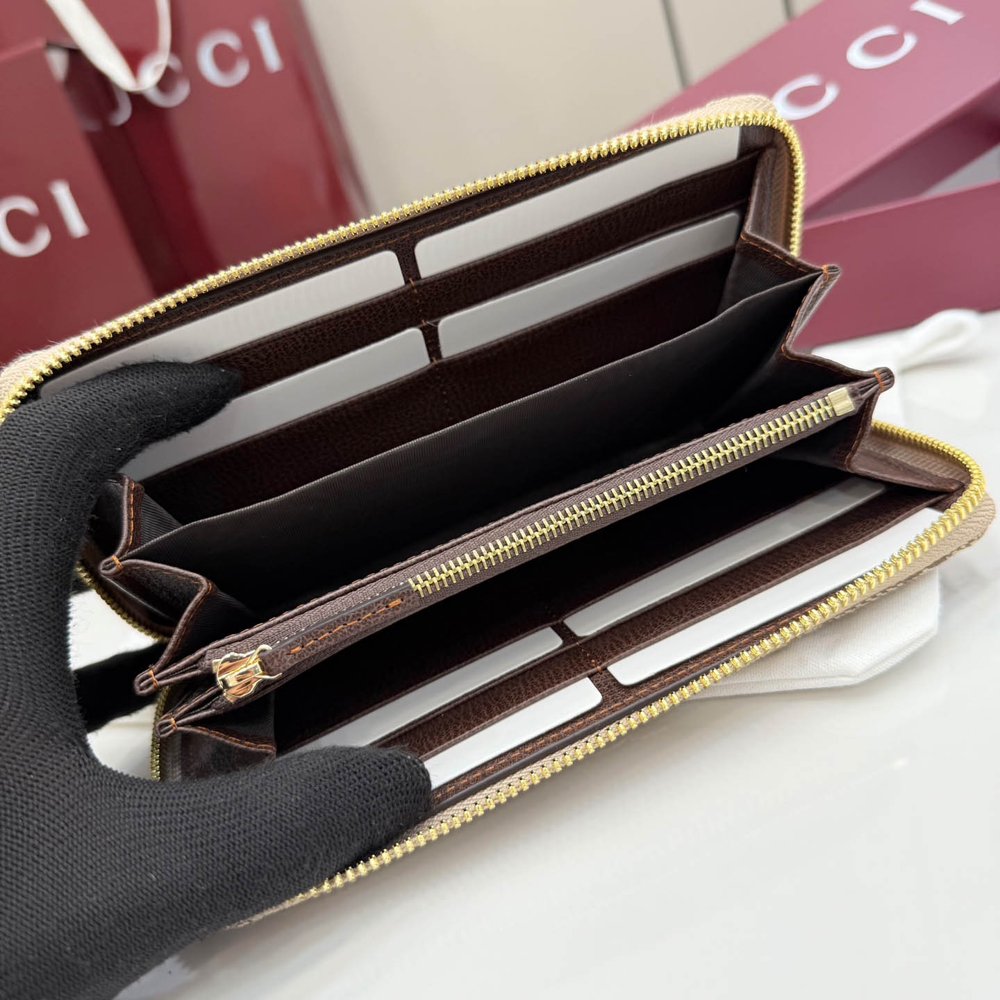 Gucci GG Marmont Zip Around Wallet - DesignerGu