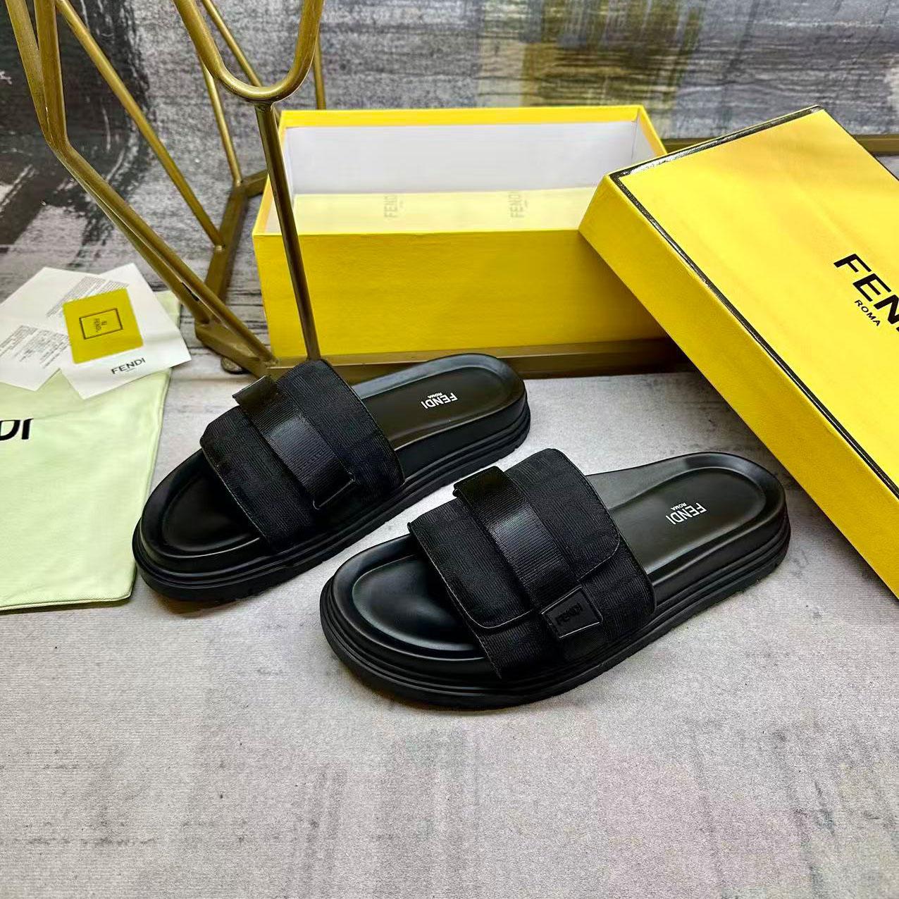 Fendi Chunky Slides - DesignerGu