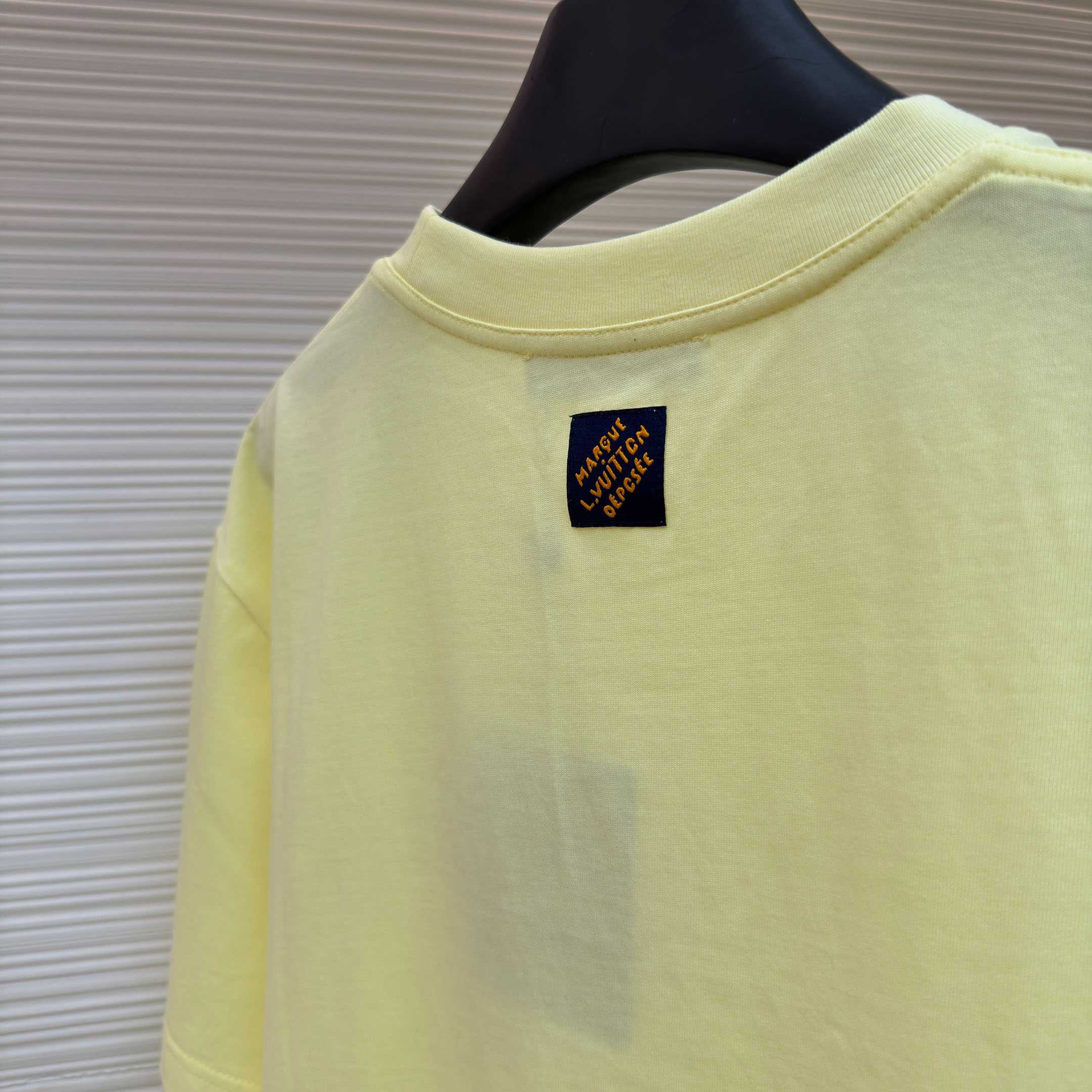 Louis Vuitton Embroidered Signature Short-Sleeved T-Shirt 1AJWY7 - DesignerGu