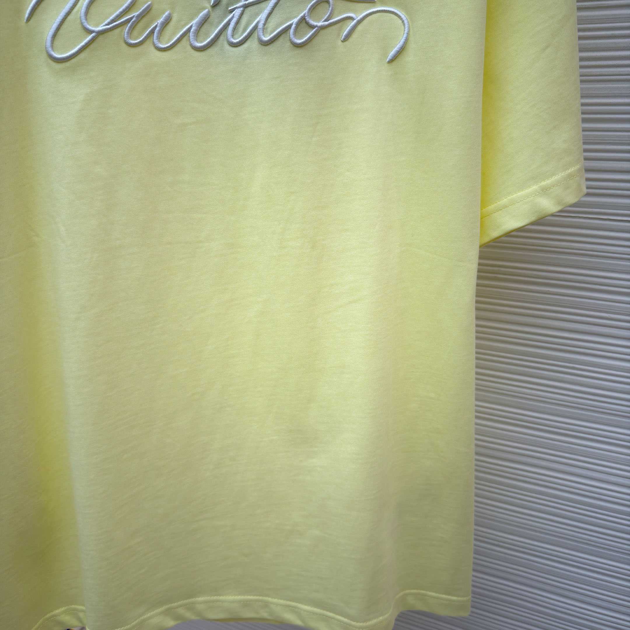 Louis Vuitton Embroidered Signature Short-Sleeved T-Shirt 1AJWY7 - DesignerGu