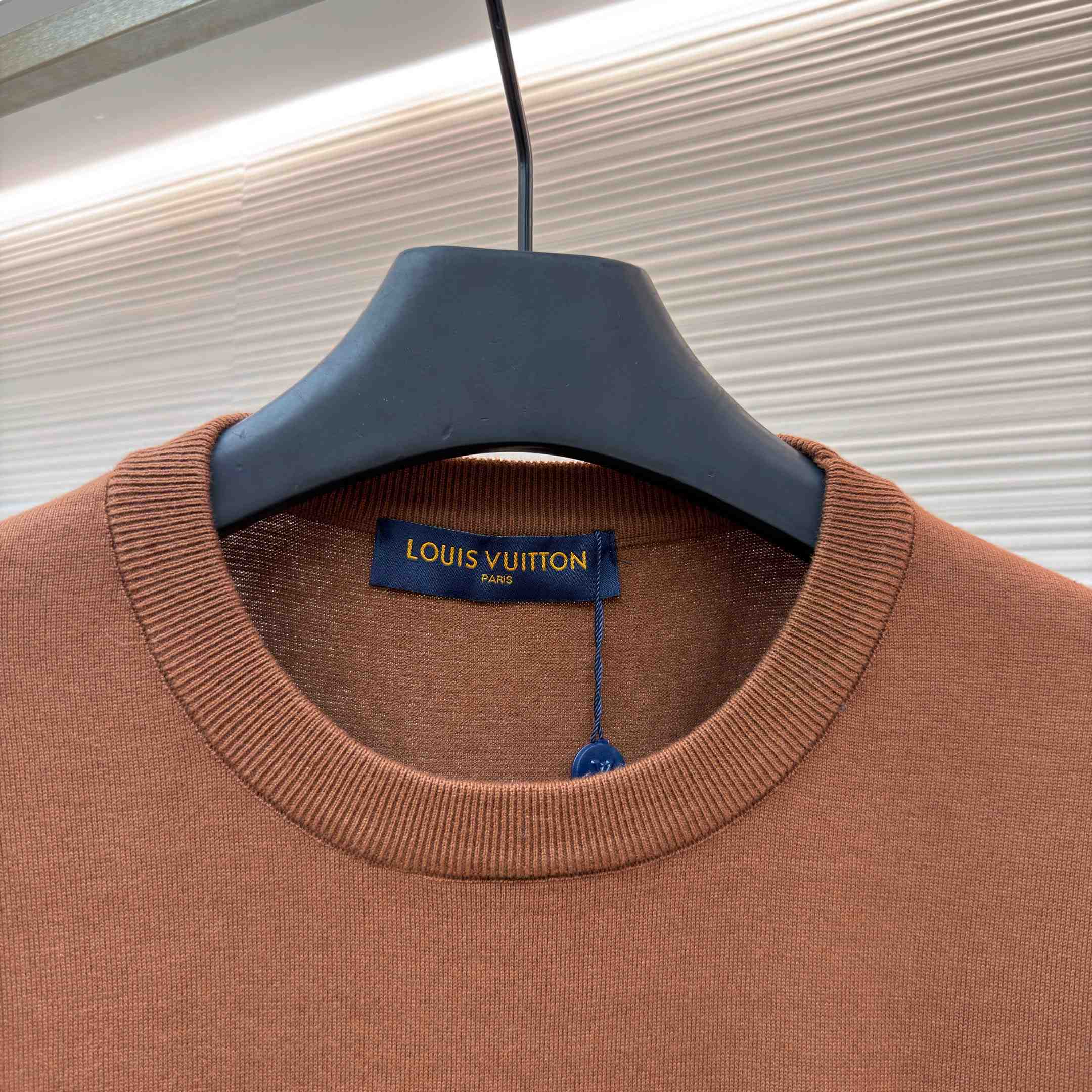 Louis Vuitton Short-Sleeved Crewneck With Signature 1AK714 - DesignerGu