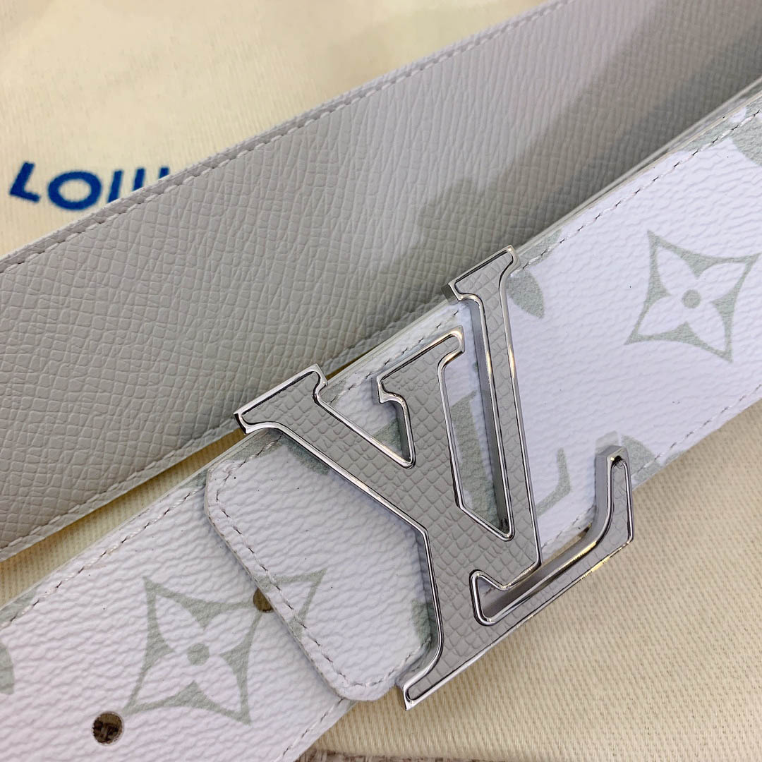 Louis Vuitton LV Initiales 40mm Reversible Belt M0713T - DesignerGu