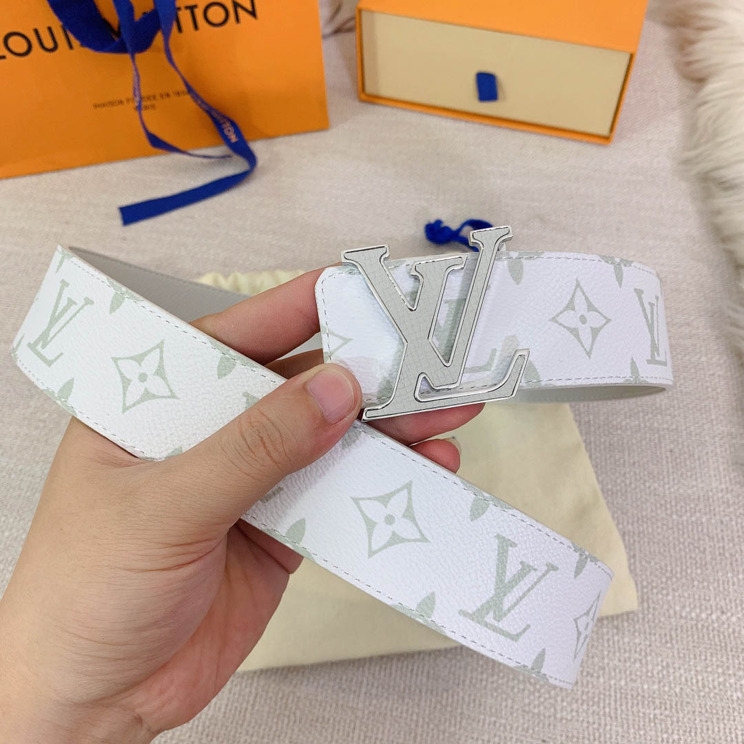 Louis Vuitton LV Initiales 40mm Reversible Belt M0713T - DesignerGu