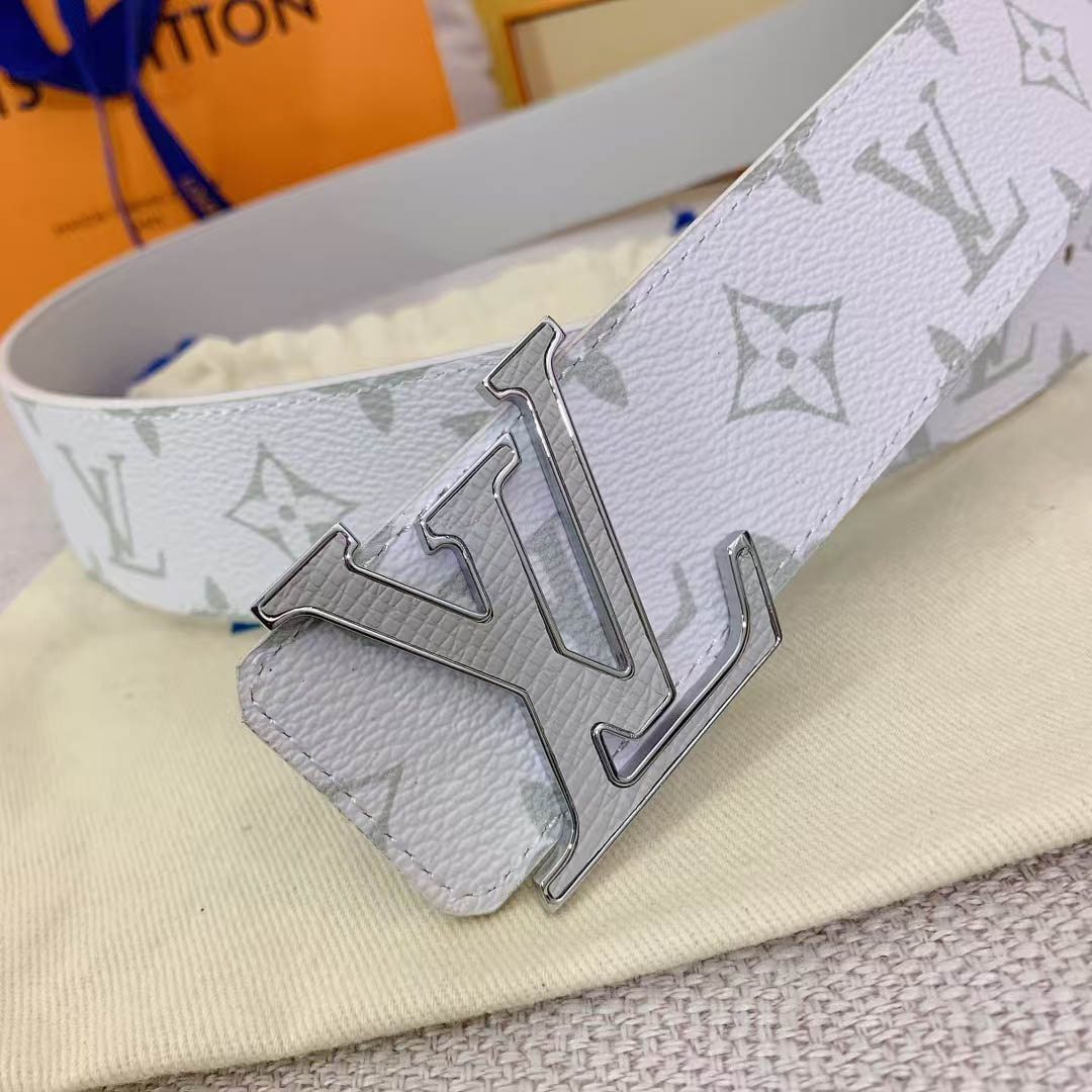 Louis Vuitton LV Initiales 40mm Reversible Belt M0713T - DesignerGu