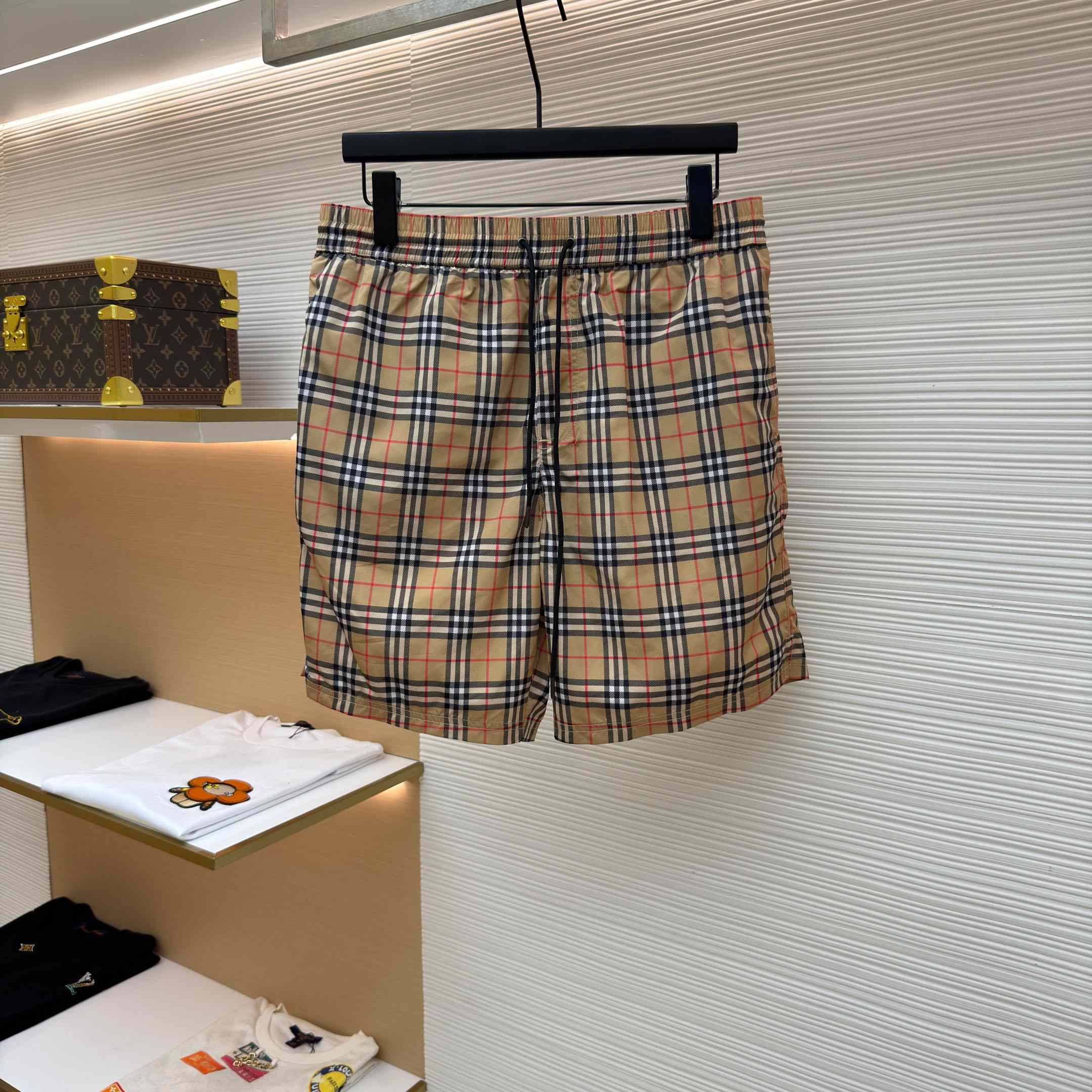 Burberry Vintage Check Short - DesignerGu
