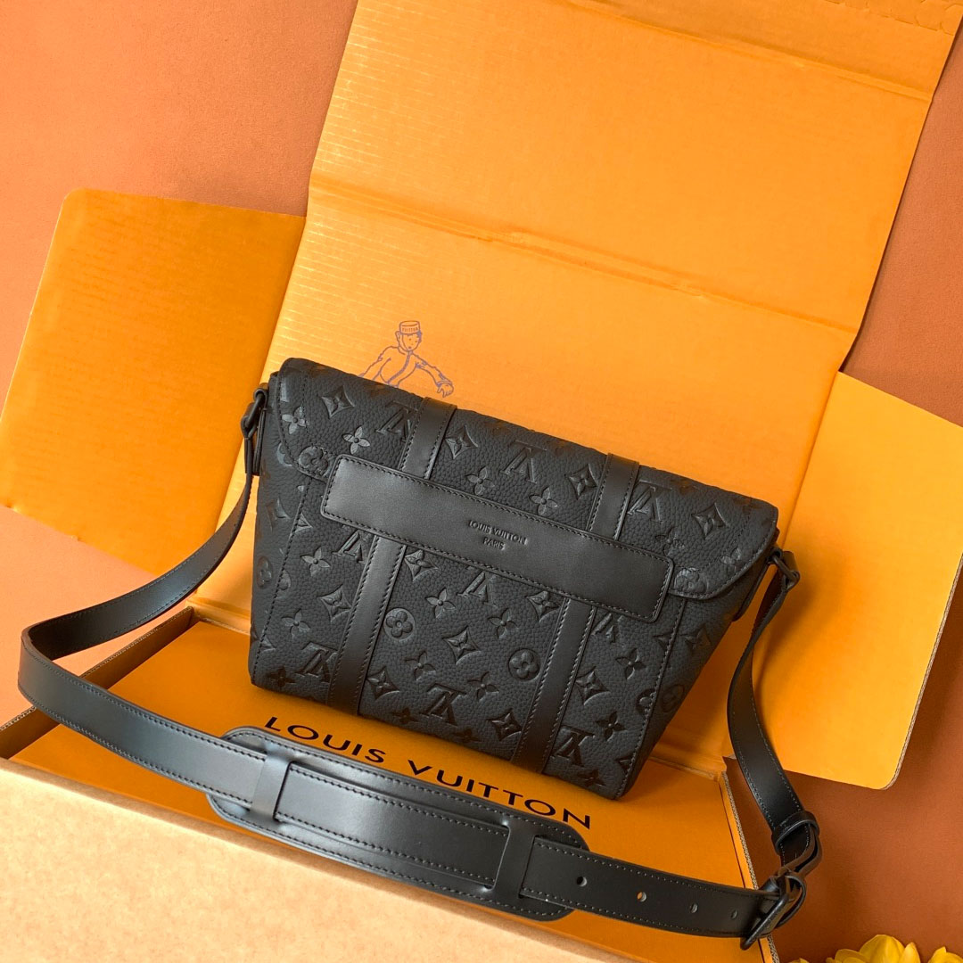 Louis Vuitton Christopher Messenger M28324 - DesignerGu