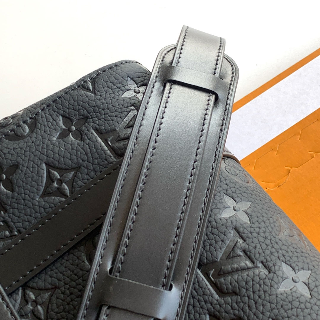 Louis Vuitton Christopher Messenger M28324 - DesignerGu