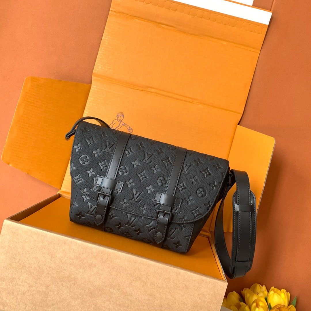 Louis Vuitton Christopher Messenger M28324 - DesignerGu