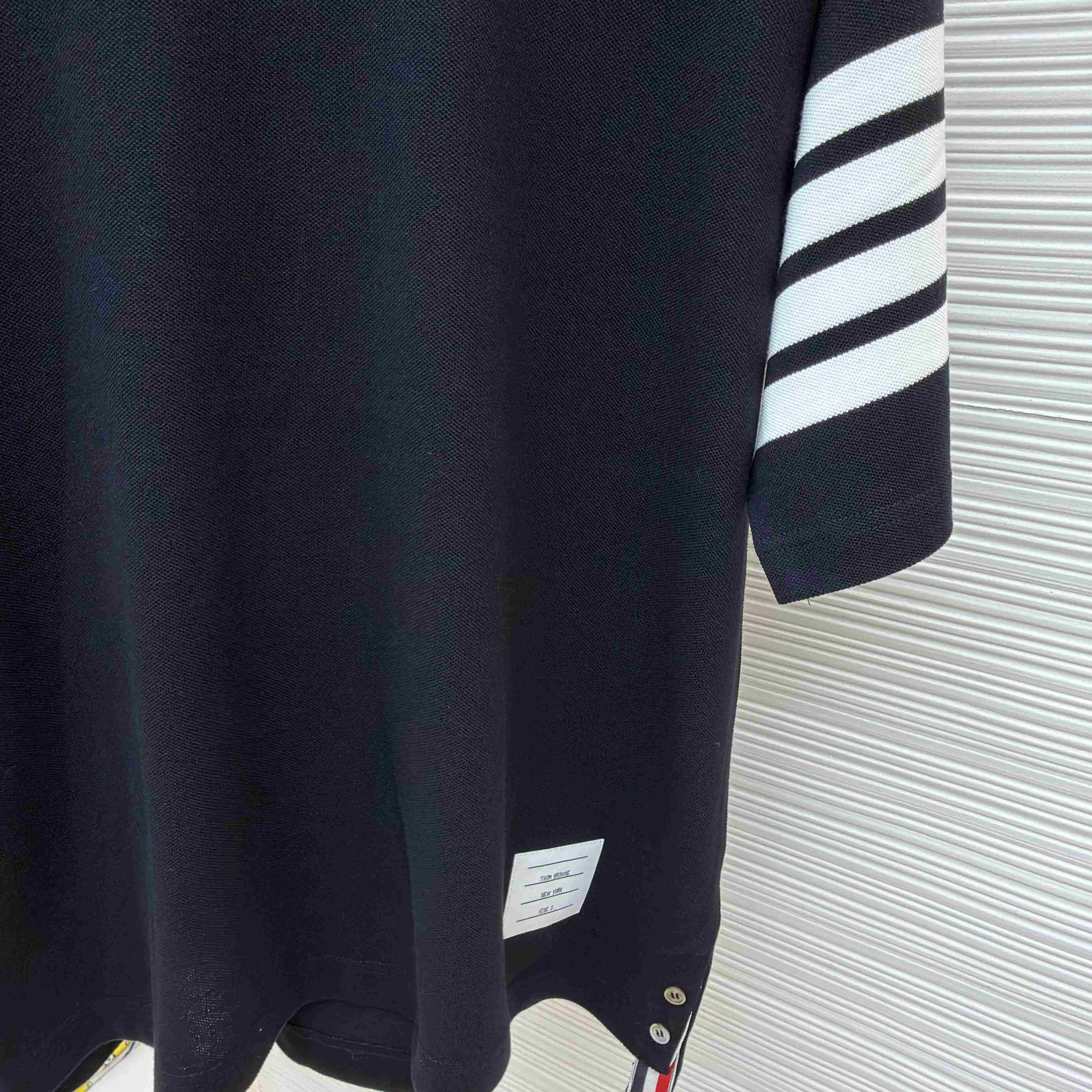 Thom Browne Cotton 4-Bar Short Sleeve T-Shirt - DesignerGu