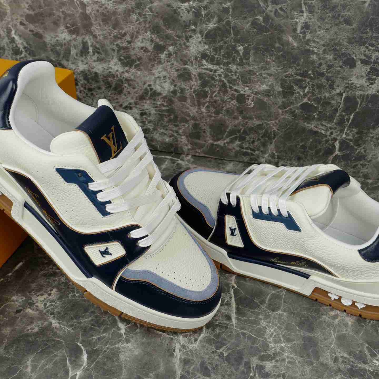 Louis Vuitton LV Trainer Sneaker 1AKB96 - DesignerGu