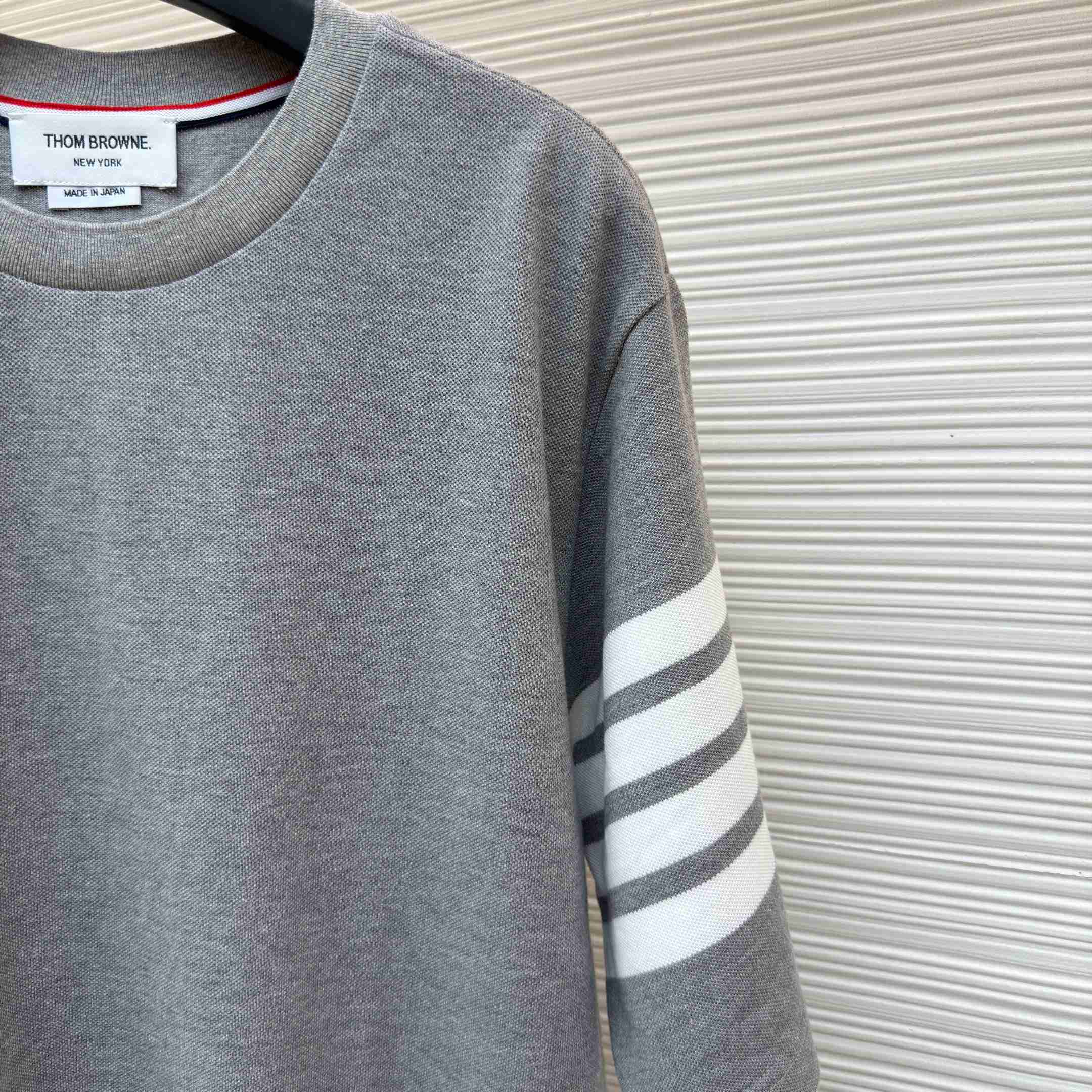 Thom Browne Cotton 4-Bar Short Sleeve T-Shirt - DesignerGu