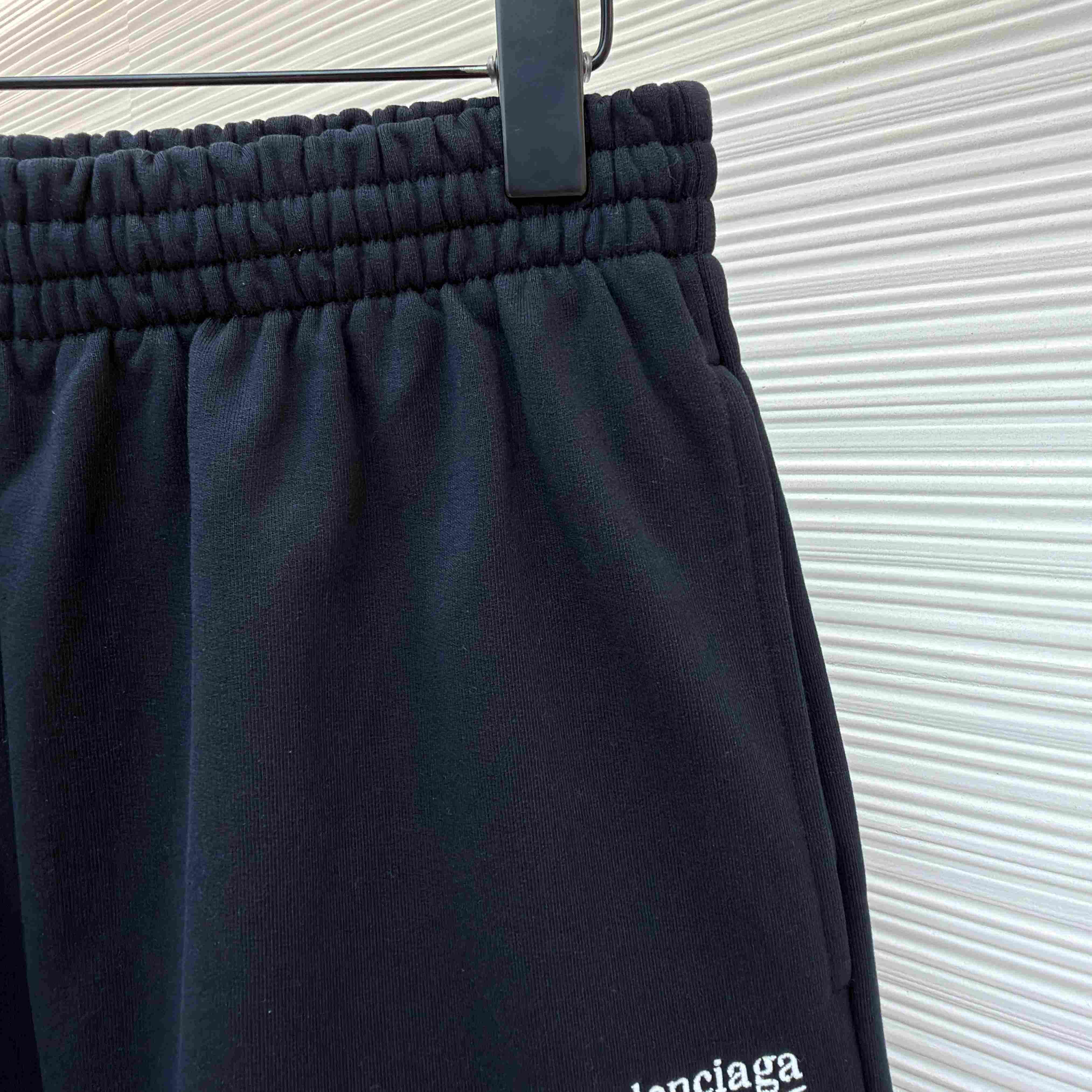 Balenciaga Political Campaign Shorts 'Black/White' - DesignerGu
