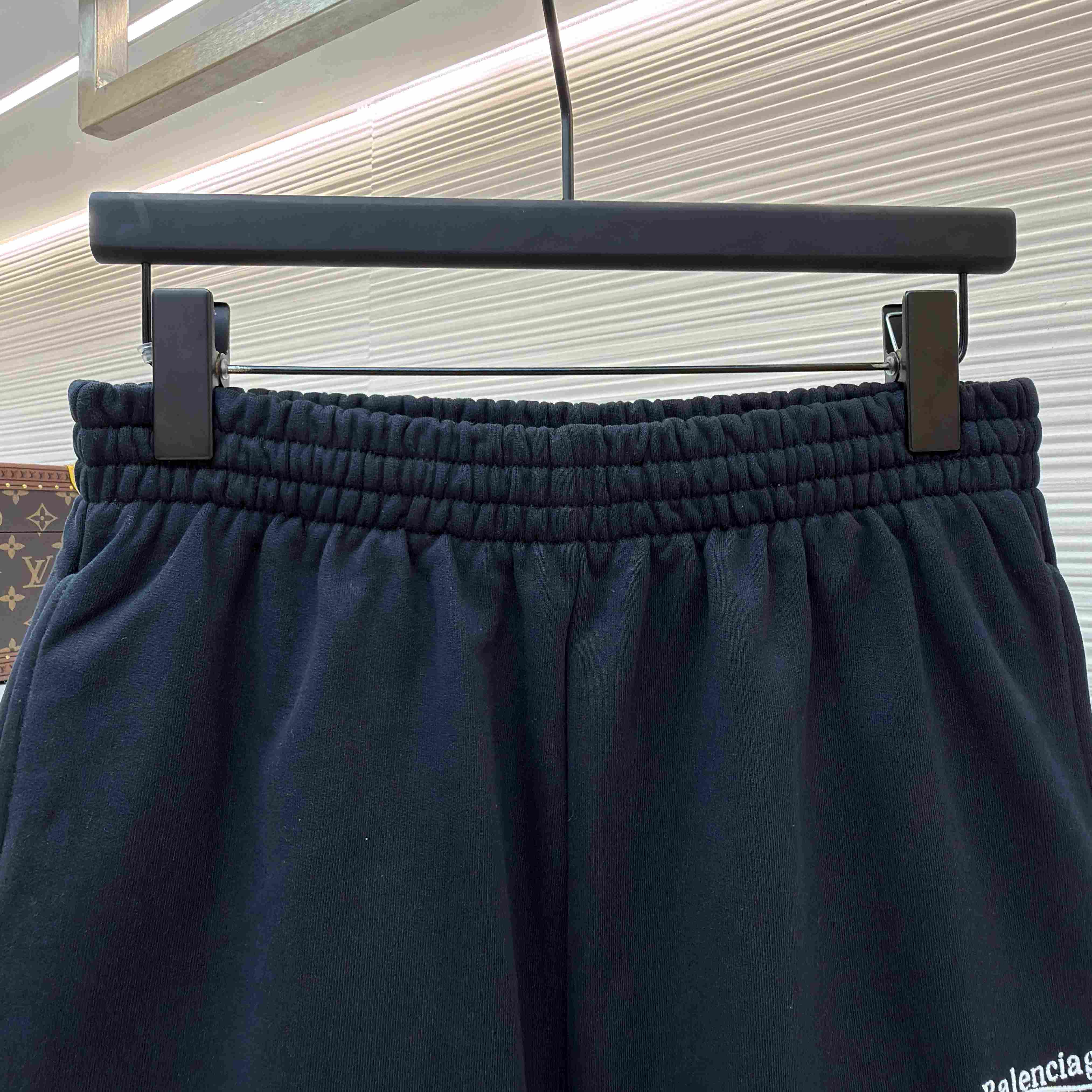 Balenciaga Political Campaign Shorts 'Black/White' - DesignerGu