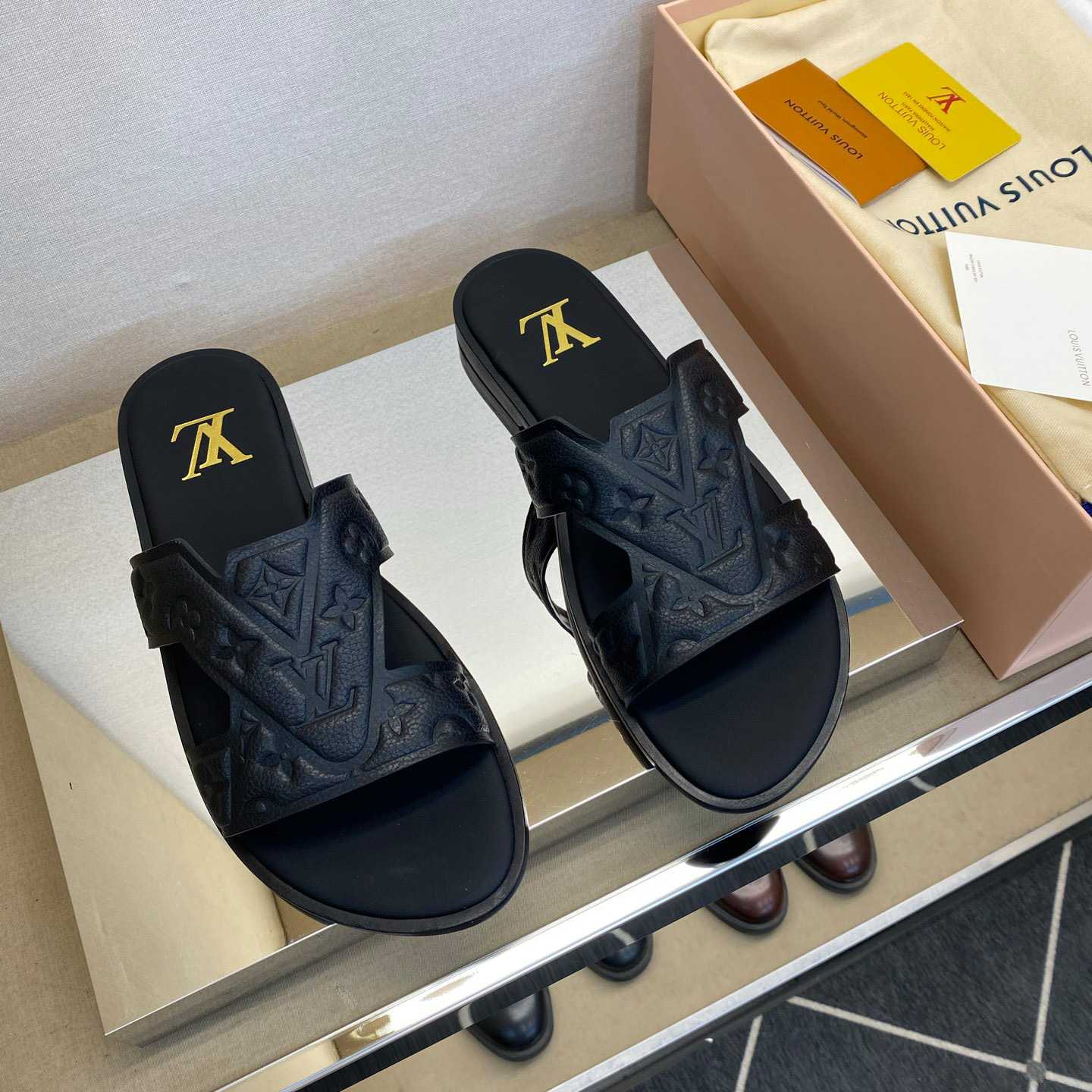 Louis Vuitton LV Oasis Mule    - DesignerGu