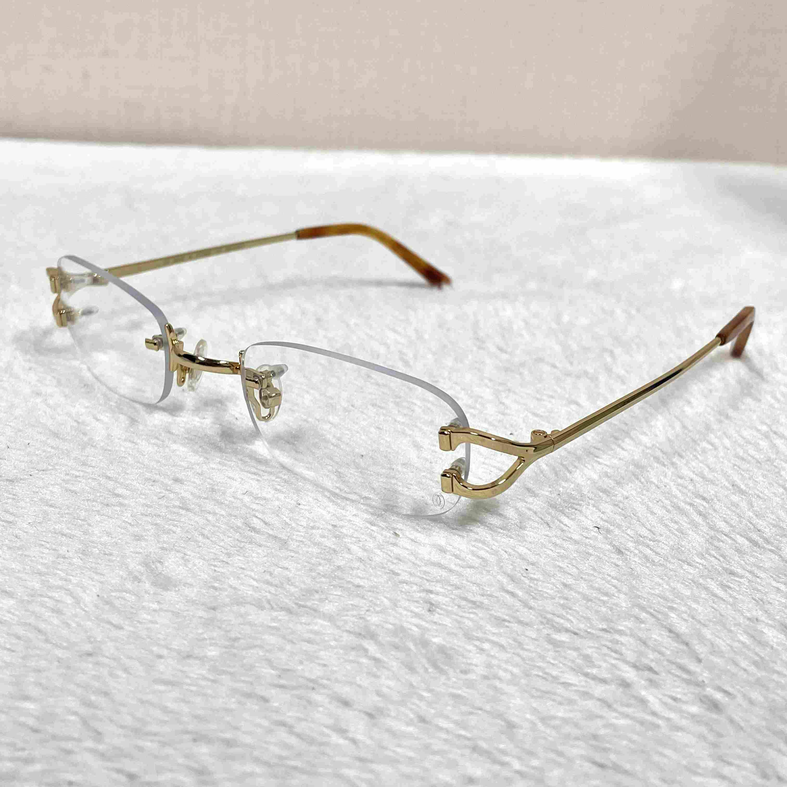 Cartier 2820829 Eyeglasses In Gold - DesignerGu
