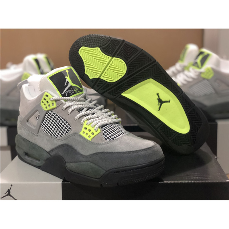Jordan AJ4 SE "Neon" - 
