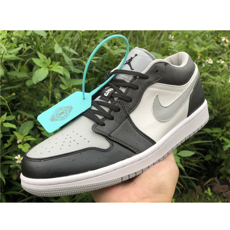 Jordan AJ1 Low "Light Smoke Grey" - 
