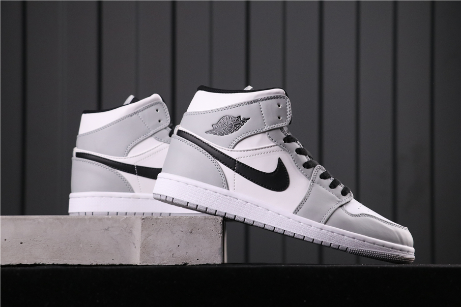 Jordan 1 Mid Light Smoke Grey - 