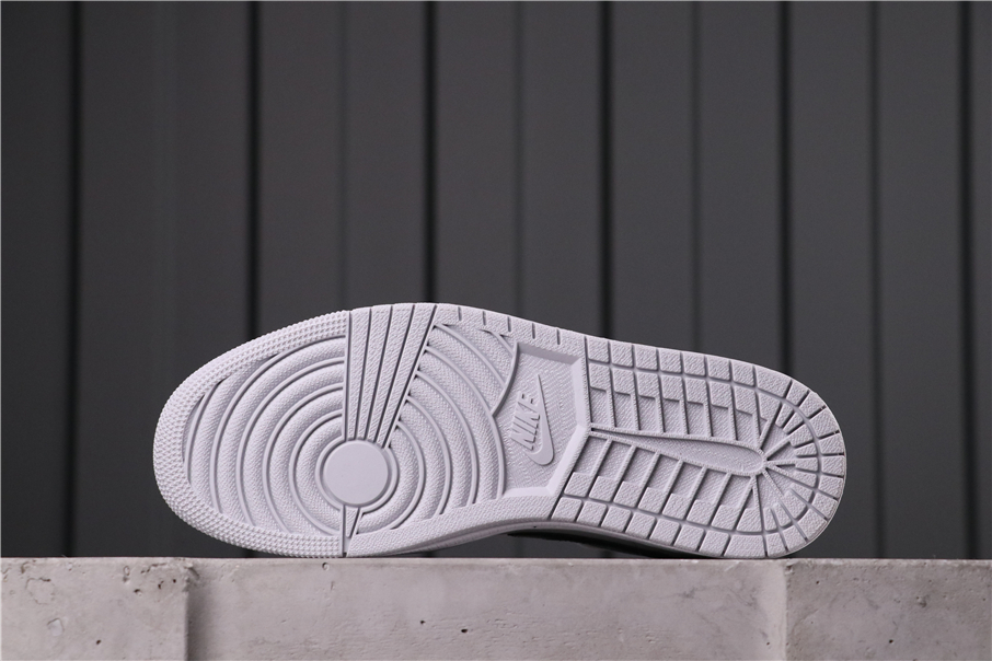 Jordan 1 Mid Light Smoke Grey - 