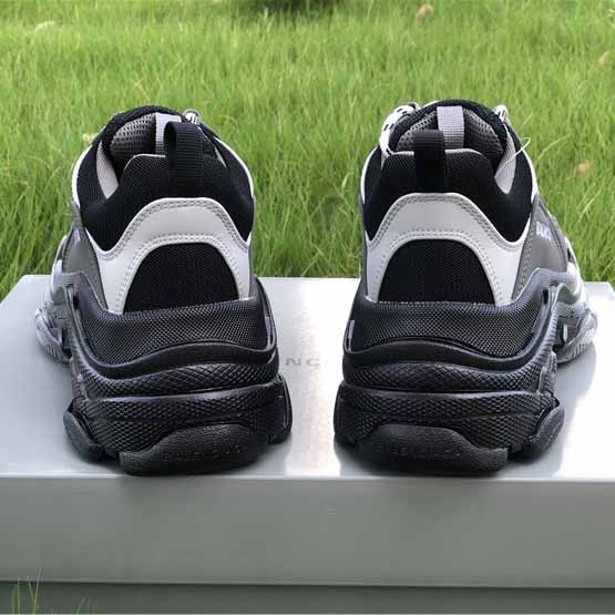 Balenciaga Triple S Sneaker  - 
