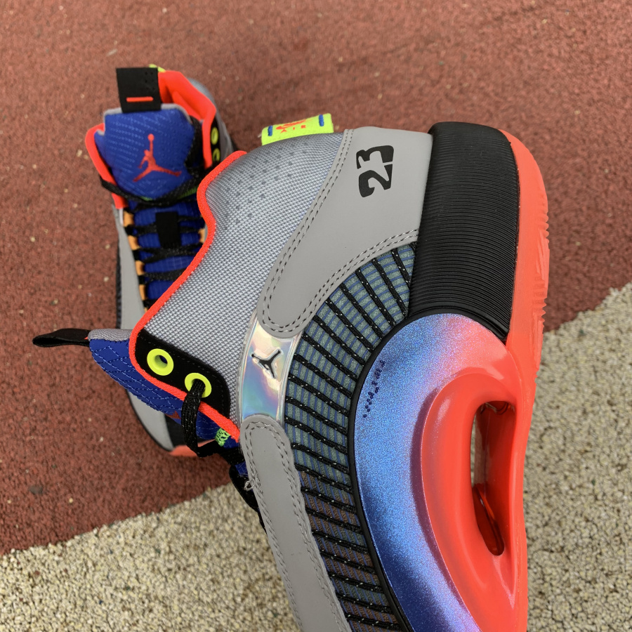 Jordan Air 35 Center Of Gravity DC1493-001 - 