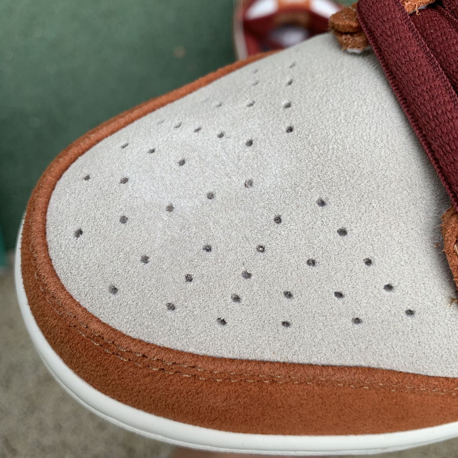 Nike  SB Dunk Low Pro Dark Russet Cedar White BQ6817-202 - 