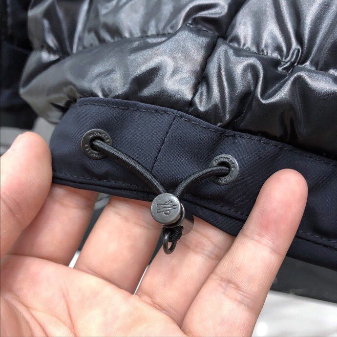 Moncler Hooded Lightweight Down Jacket - 