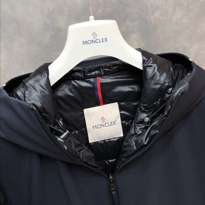 Moncler Hooded Lightweight Down Jacket - 