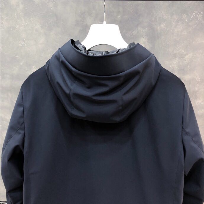 Moncler Hooded Lightweight Down Jacket - 