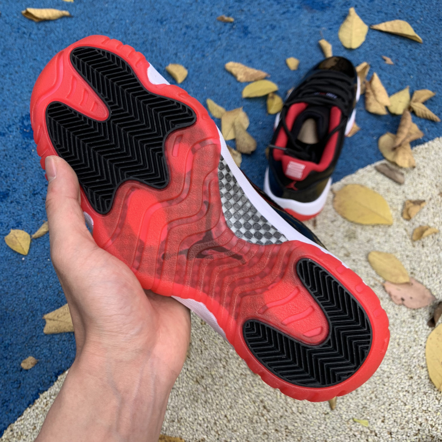Jordan Air 11 Retro Low 'Bred' 528895-012 - 
