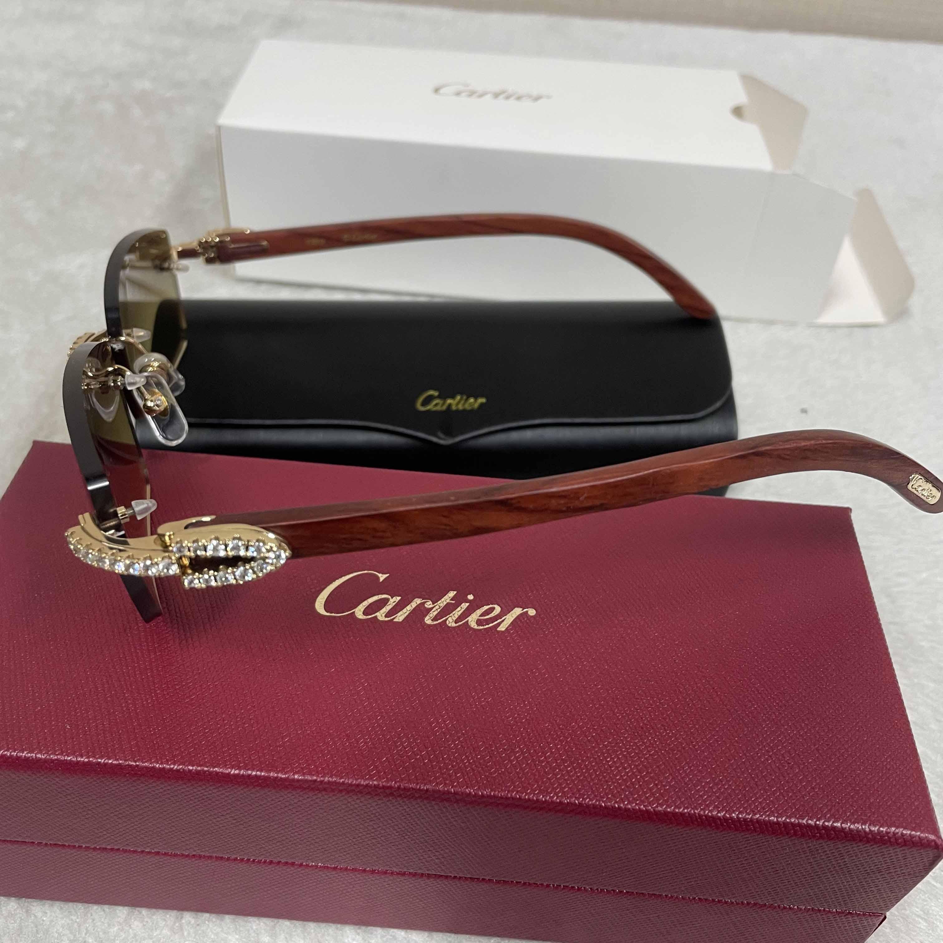 Cartier 3524012 Diamond Wood Sunglasses In Gold - 