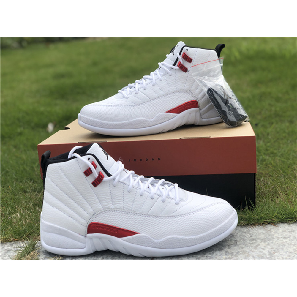Jordan AJ 12“Twist” Sneakers - 