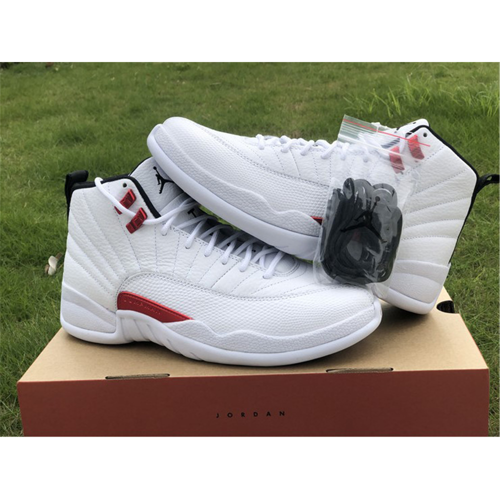 Jordan AJ 12“Twist” Sneakers - 