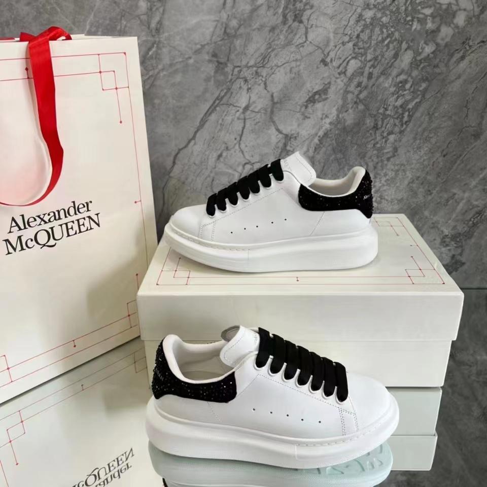 Alexander Mqueen Low-Top Air Platform Leather Sneakers    - 