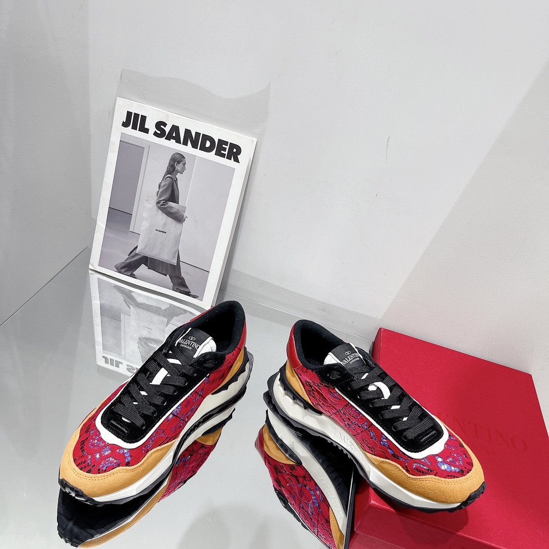 Valenti Hollow Out Series Sneaker - DesignerGu