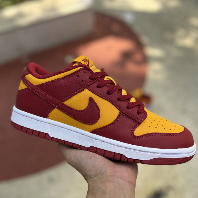 Nike Nk Dunk Low ''Midas Gold'' Sneaker   DD1391-701 - 