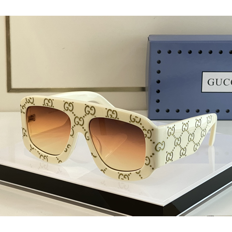 Gucci  Sunglasses   GG0980 - 