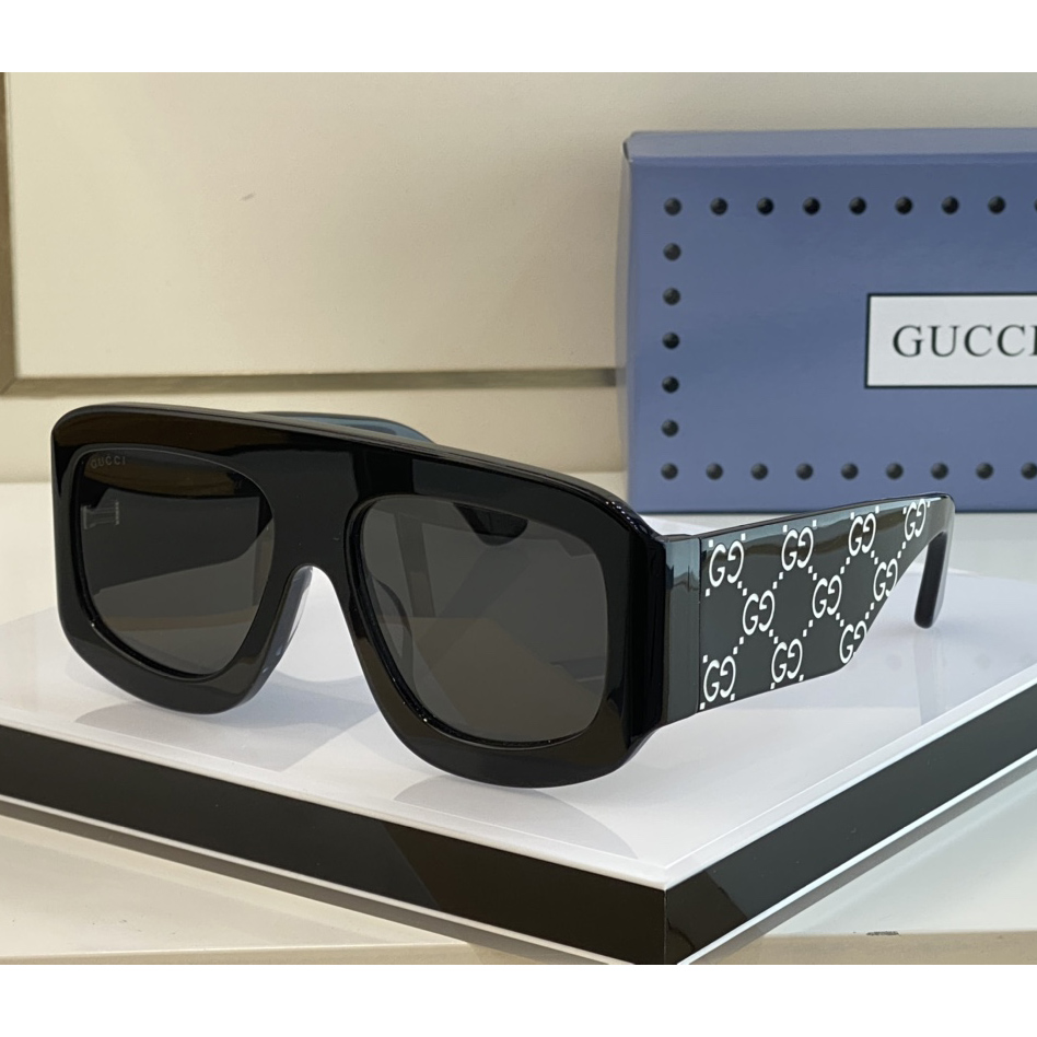 Gucci  Sunglasses   GG0980 - 