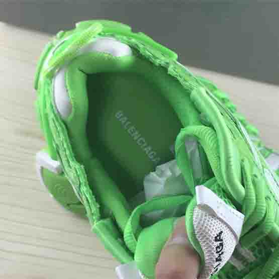 Balenciaga Runner Sneaker In FLuo Green  - 